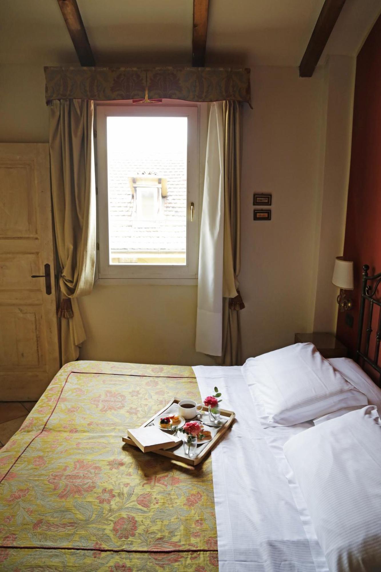 Albergo Delle Drapperie Bologna Luaran gambar