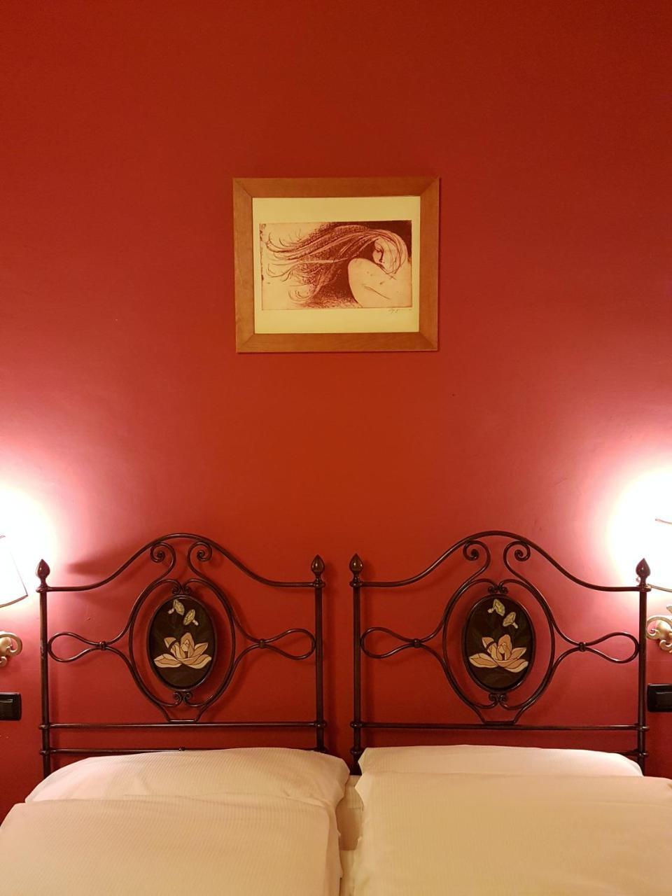 Albergo Delle Drapperie Bologna Luaran gambar
